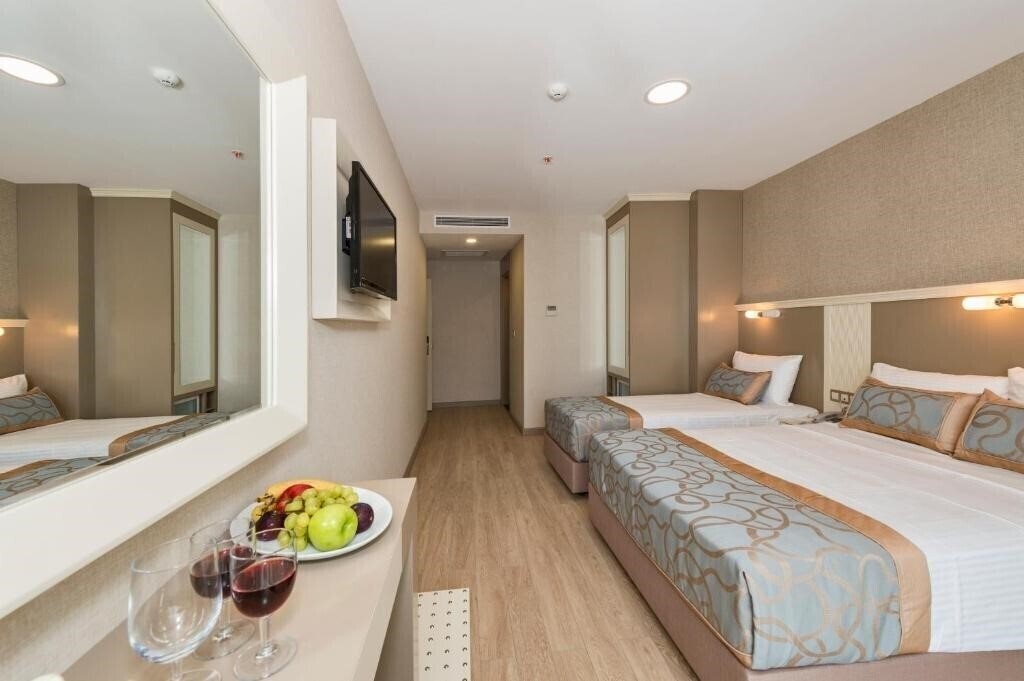 Панорама Marcello Hotel 3*