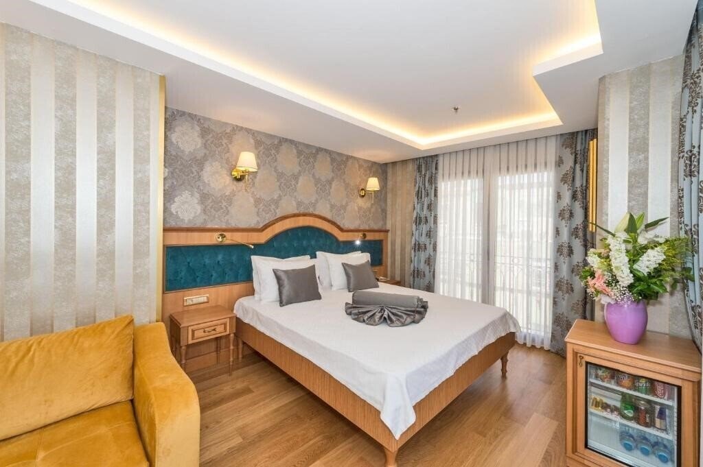 Панорама Aprilis Gold Hotel 4*