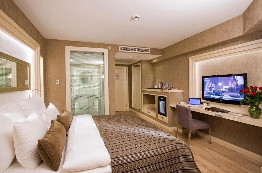 Территория Limak Eurasia 5*