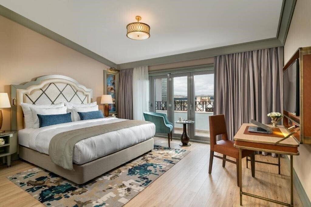 Вид Millennium Istanbul Golden Horn 5*