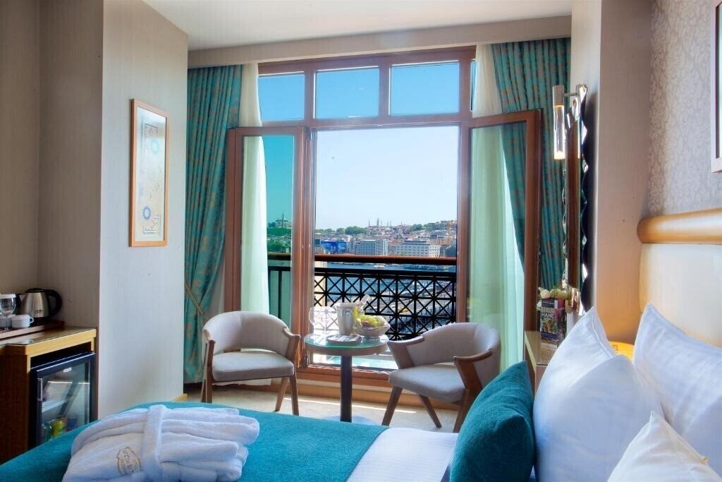 Фото Momento Golden Horn Hotel 4*