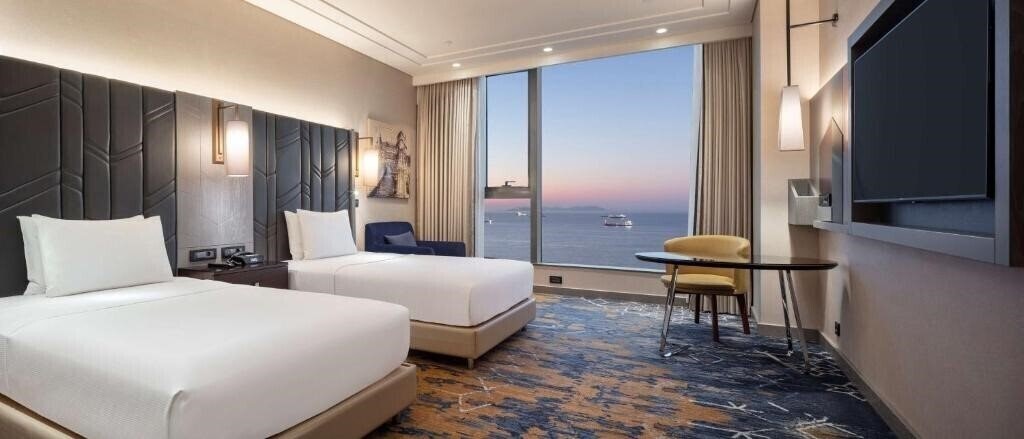 Територія Hilton Bakirkoy 5*