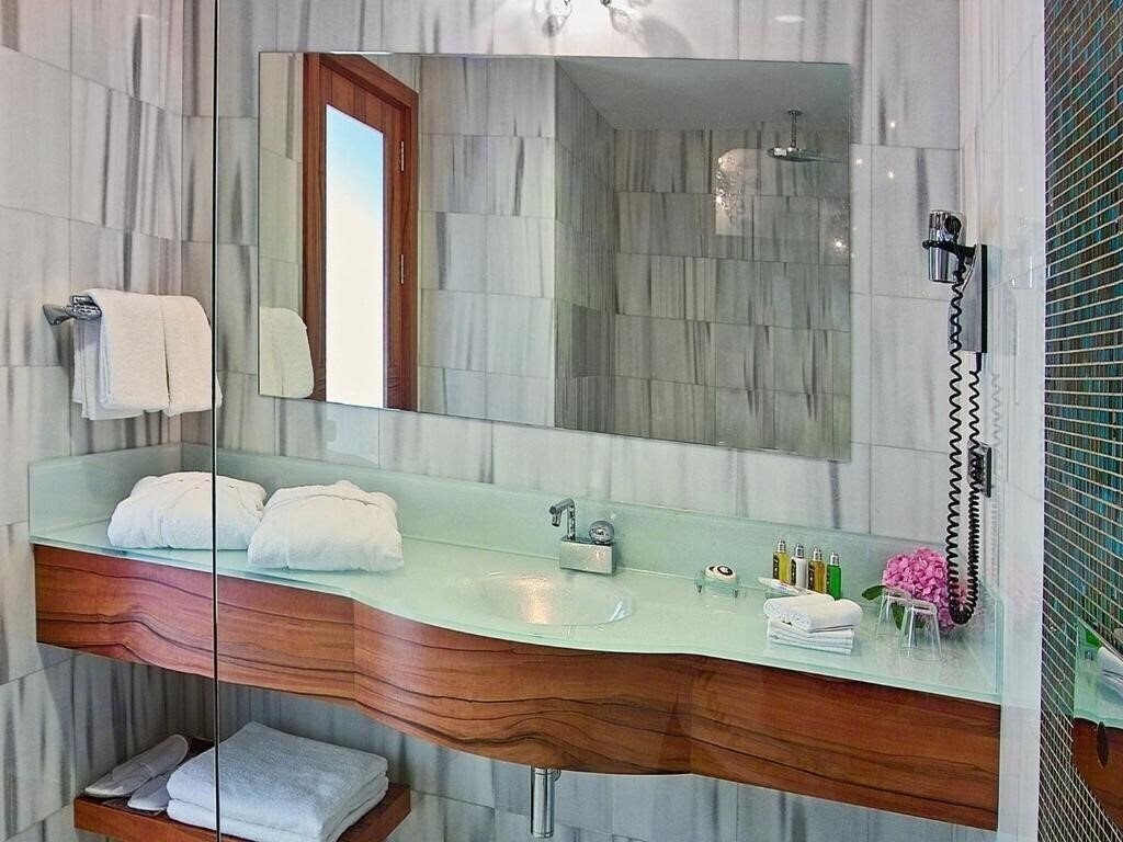 Фотография Biz Cevahir Hotel Sultanahmet (ex. Biz Cevahir Sultanahmet, Biz Cevahir Hotel) 4*