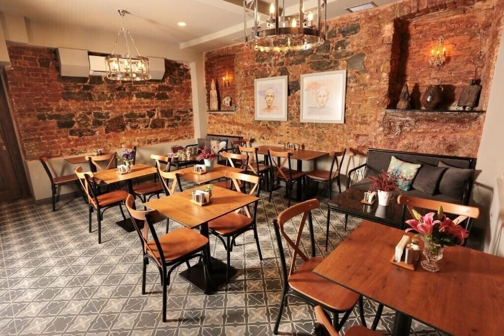 Территория Ferman Pera Hotel Beyoglu (ex. Ferman Pera Boutique) 3*