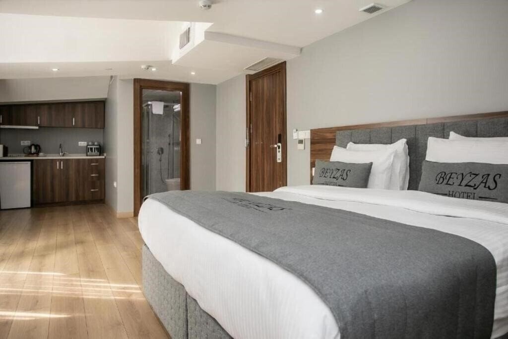 Территория Beyzas Hotels & Suites (ex. Beyzas Suites Hotel, Beyzas Boutique Hotels & Suites, Beyzas Hotel) 3*