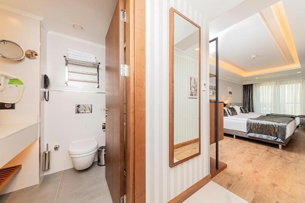 Панорама Mukarnas Pera Hotel 4*