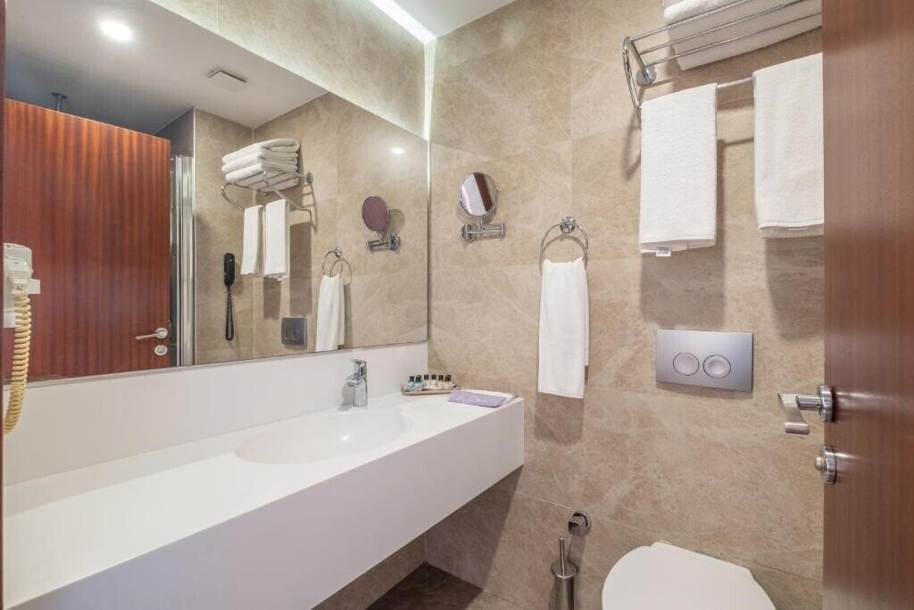 Вид Park By Clover Hotel 3*
