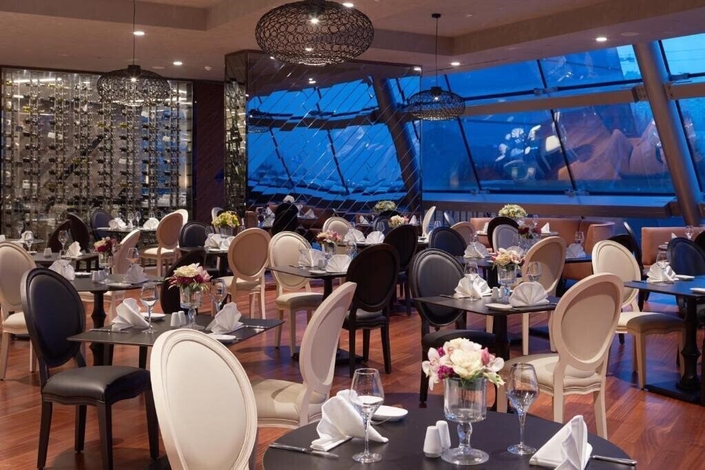 Фотографія Pullman Istanbul Hotel & Convention Center 5*