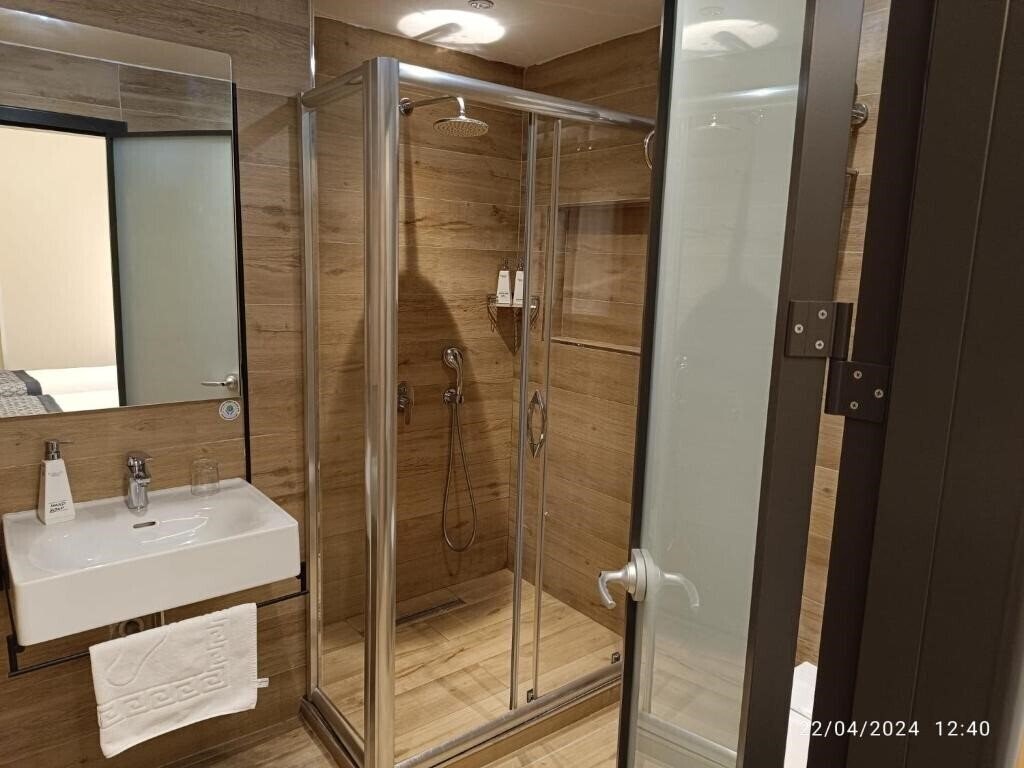 Фото New Port Sultanahmet 3*