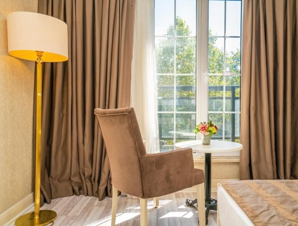 Панорама Topkapi Old City Kensington Hotel Ottoman Heritage (ex. Kunlun Hotel Istanbul) 4*