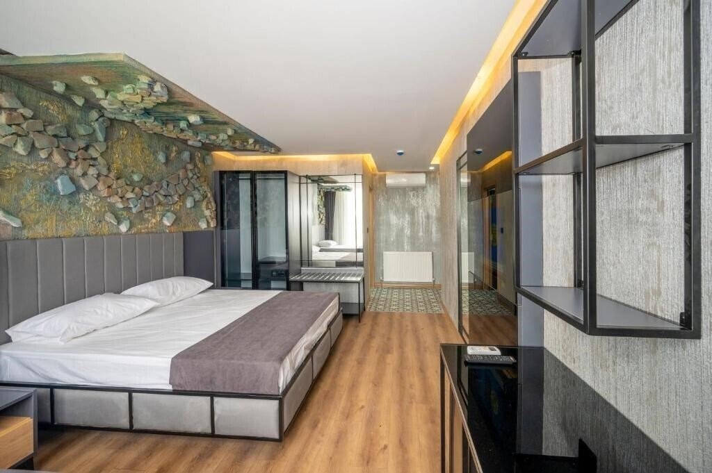 Апартаменты Continental Airport Hotel 3*