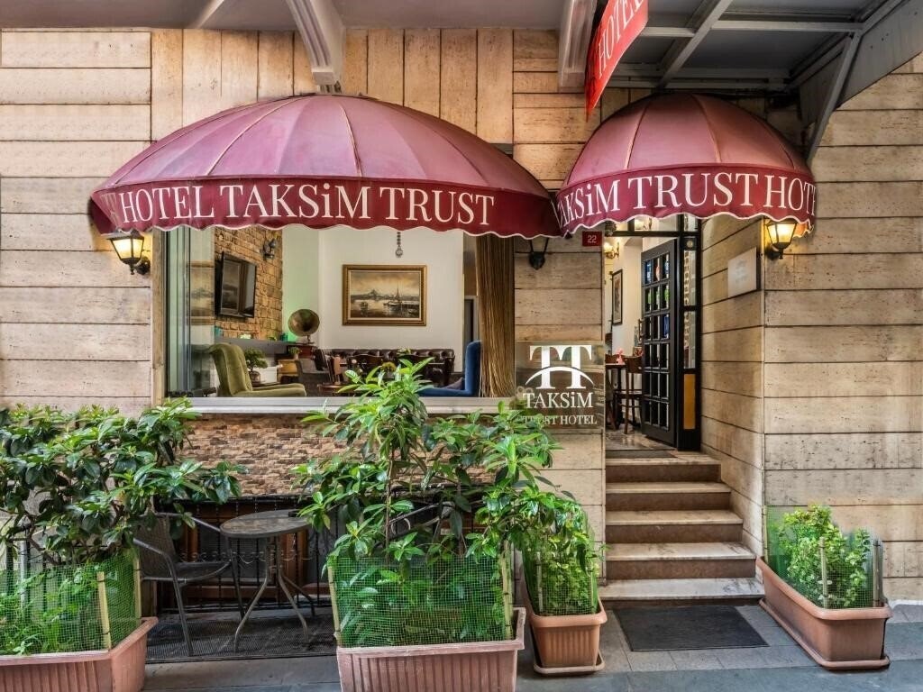 Готель Taksim Trust Hotel 3*