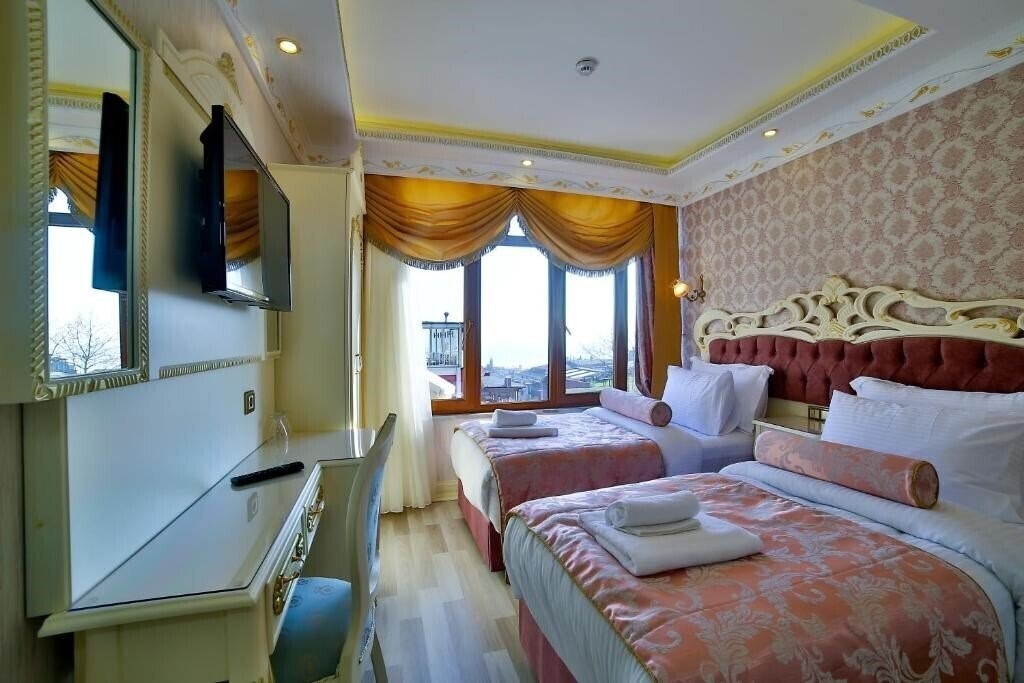Апартаменты Nayla Palace Hotel 3*
