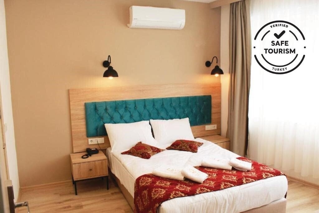 Вид The Laila Hotel 3*