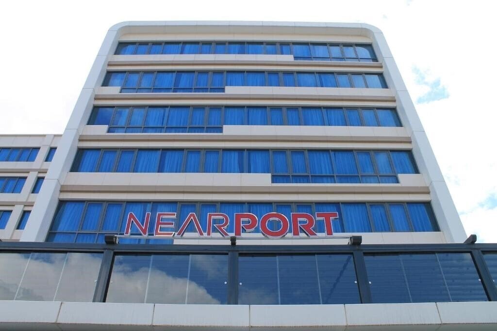Вид Nearport Hotel 4*