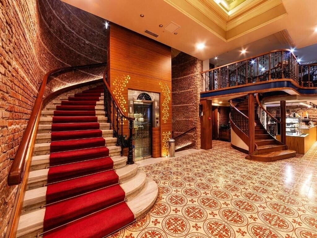 Апартаменты Mercure Istanbul Sirkeci Hotel 4*