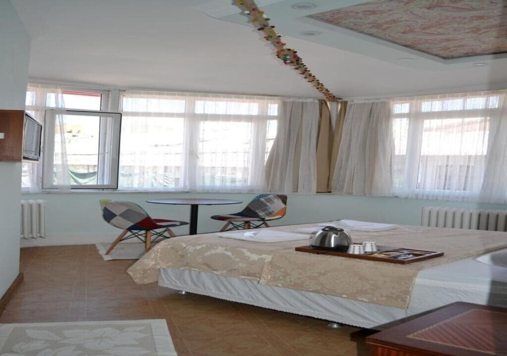 Вид Yeni Hotel 1*