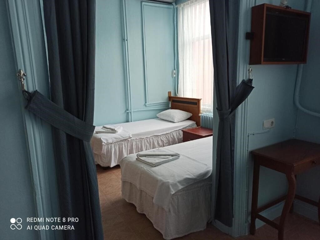 Панорама Yeni Hotel 1*