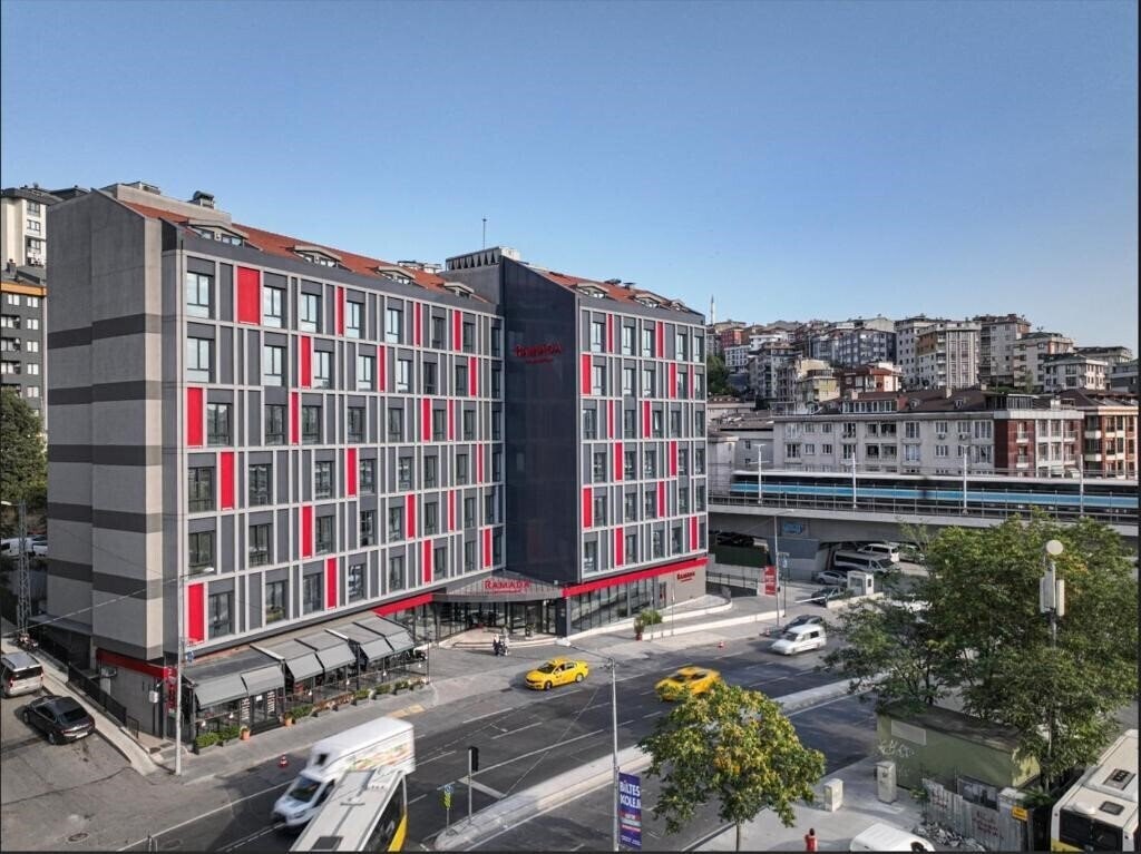 Изображение Ramada By Wyndham Istanbul Alibeykoy 4*