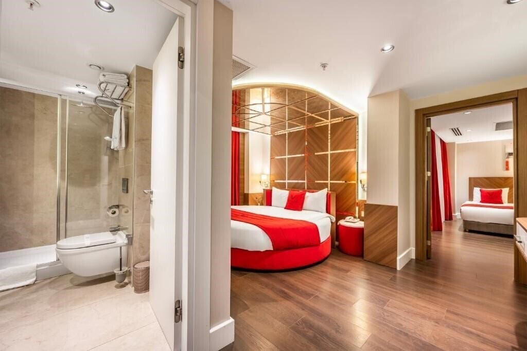 Панорама Veyron Hotels 4*