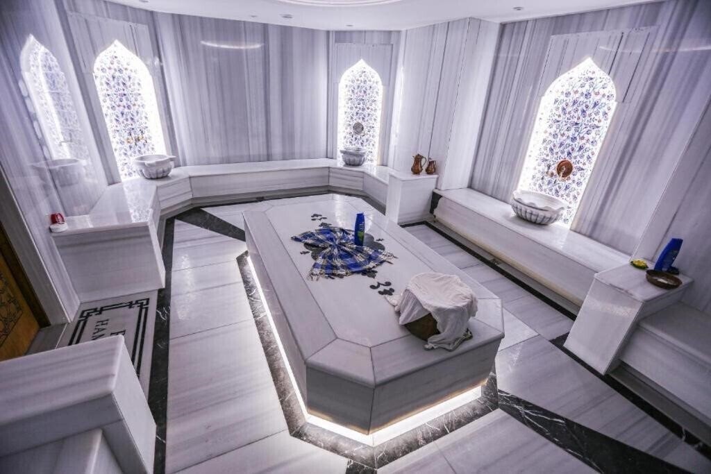 Территория Royal Galata Hotel 3*