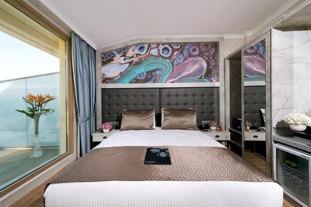 Фото Four Sides Hotel Sisli (ex. Four Sides Bomonti) 4*