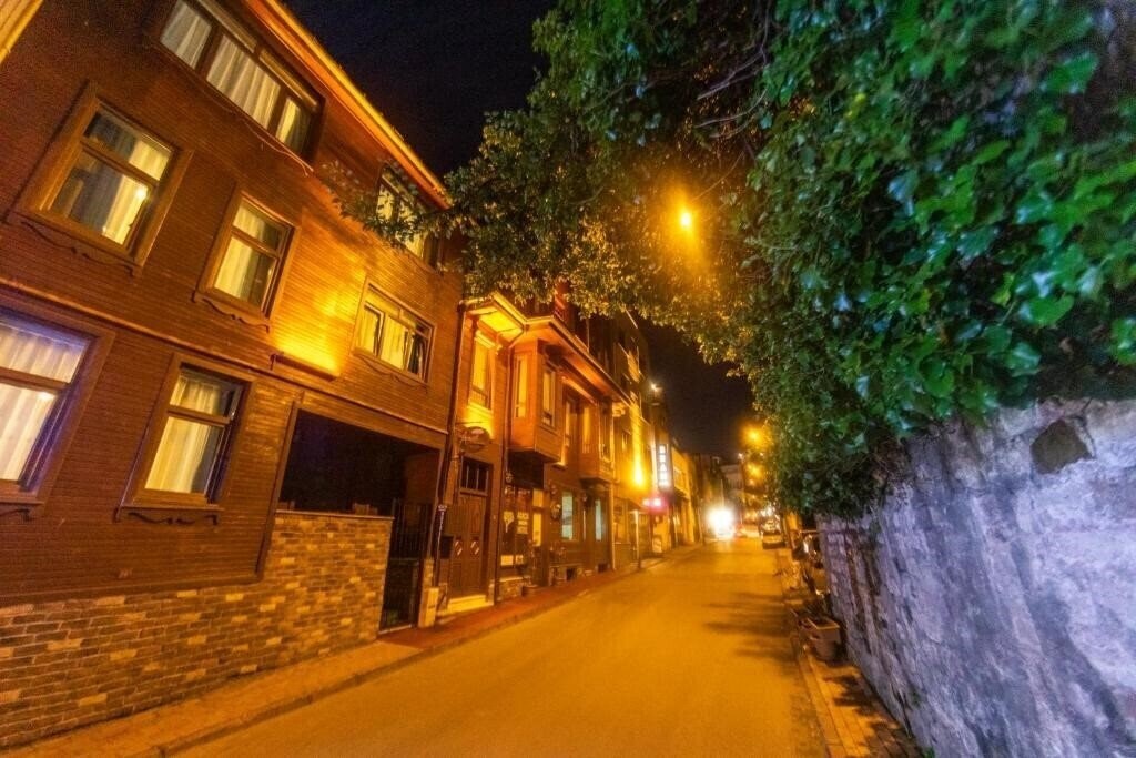 Панорама Acacia Mansion Hotel 3*