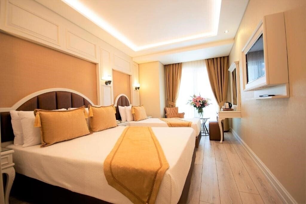 Фотографія Boss Hotel Sultanahmet 4*