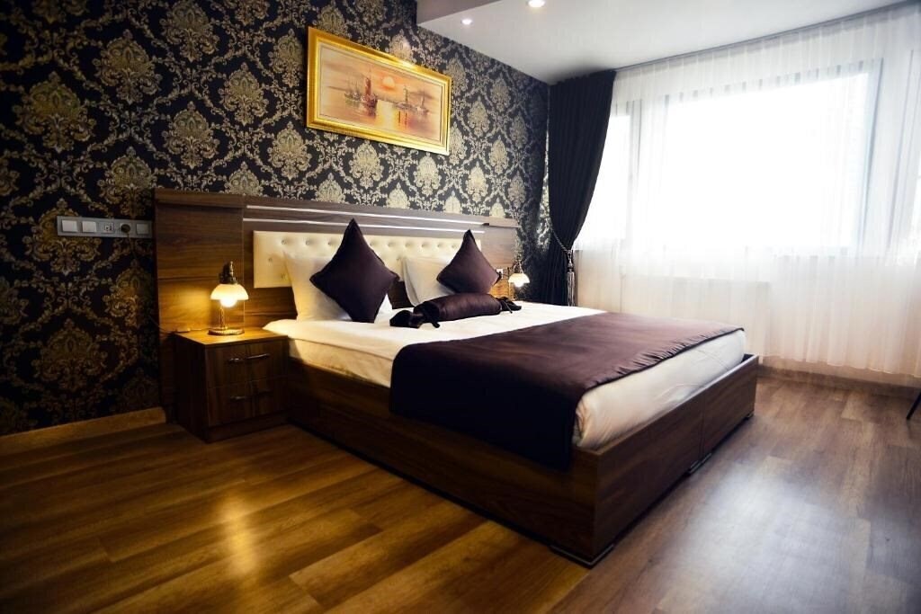 Фотографія A Palace Luxury Apartments & Suites Sisli Istanbul (ex. No 139 Apartments) 3*