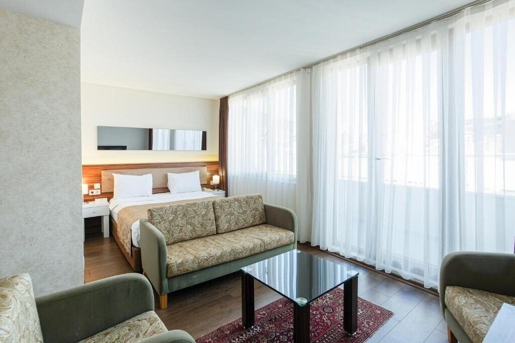 Фотография P Galata Boutique Hotel 4*