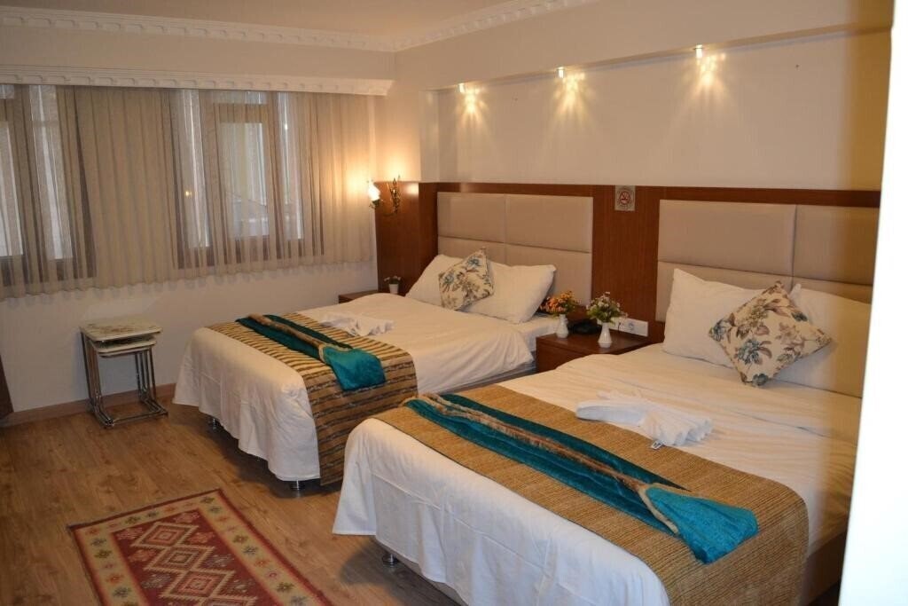 Территория Peradise Hotel (ex. Blue Istanbul Taksim	) 3*