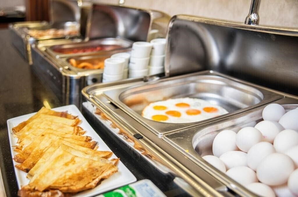 Апартаменты The Conforium Hotel 3*