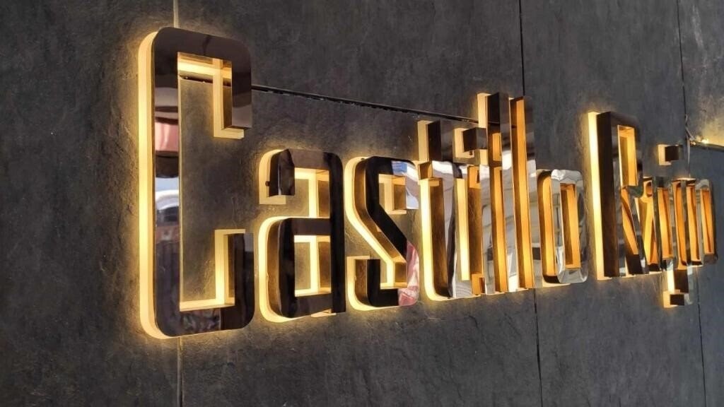 Территория Castillo Rojo Hotel Istanbul 4*