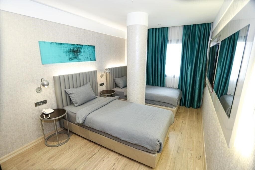 Фото Milord Hotel 4*