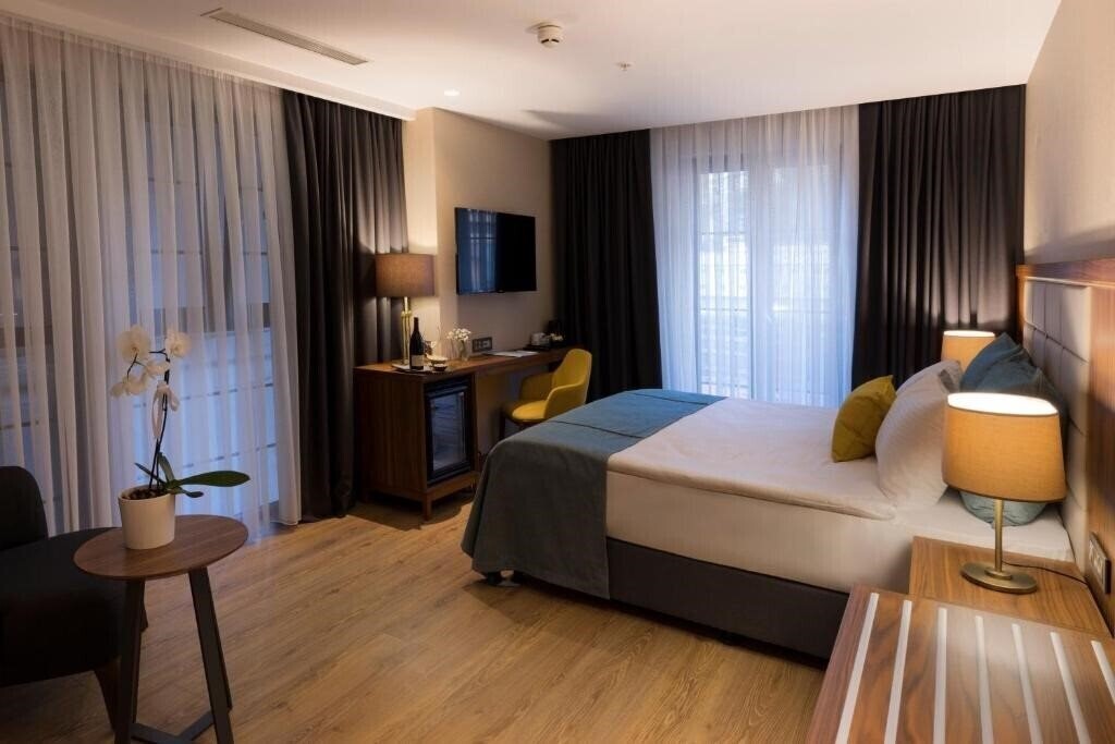 Вид Endless Art Hotel (ex. Endless Art Taksim) 3*