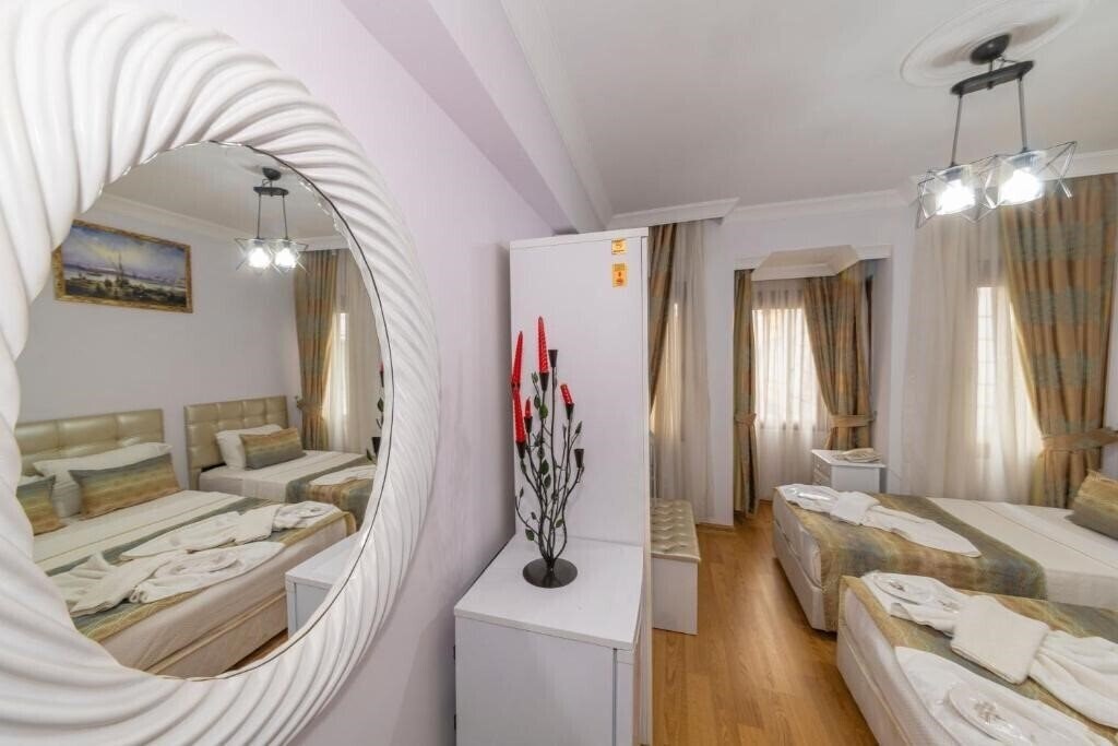 Вид Rosalie Palace 2*