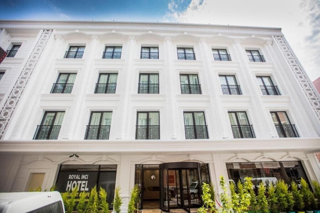 Изображение Royal Inci Airport Hotel 3*