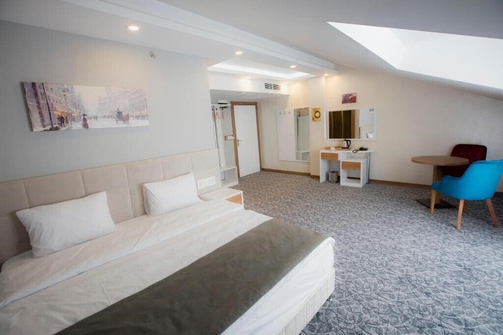 Картинка Royal Inci Airport Hotel 3*