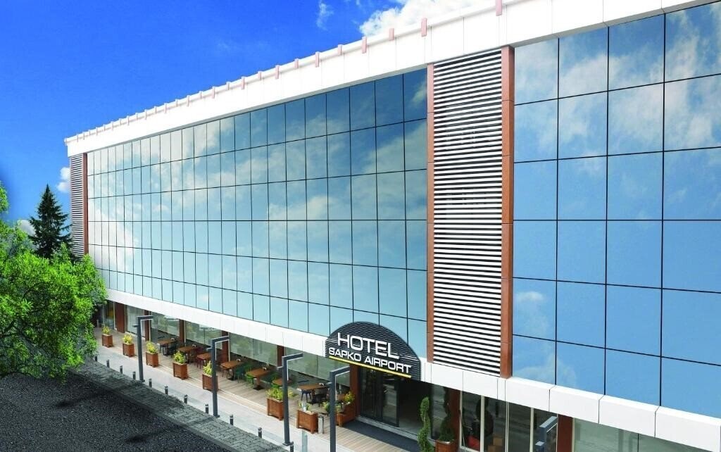 Отель Sapko Airport Hotel 3*