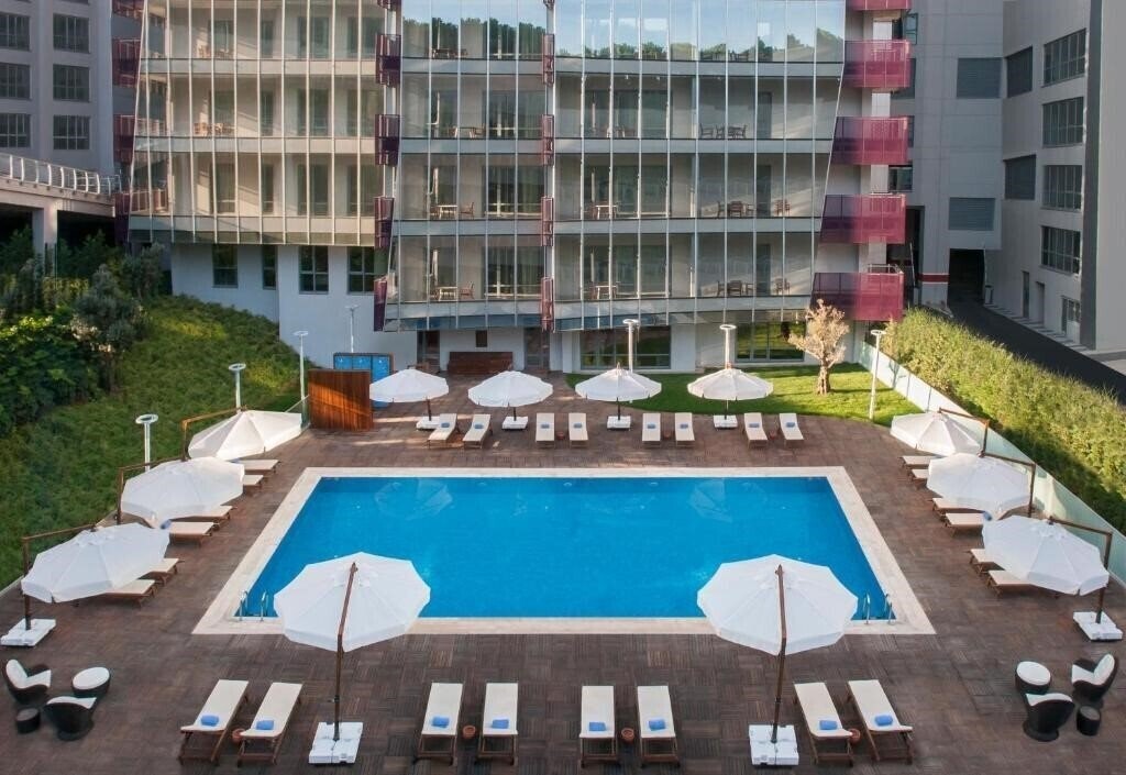 Вид Somerset Maslak Istanbul 4*