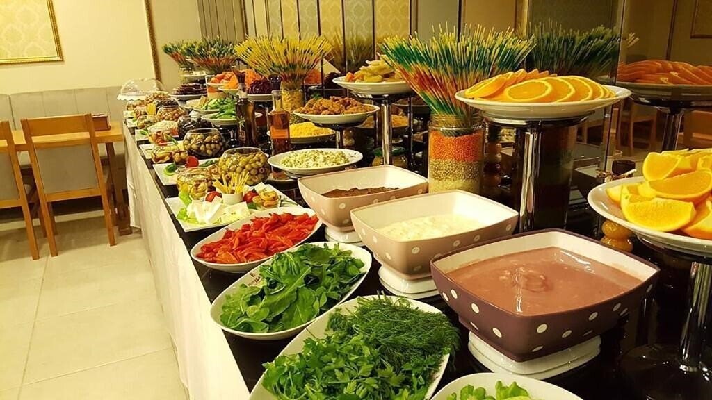 Панорама Pelikan Hotel 3*