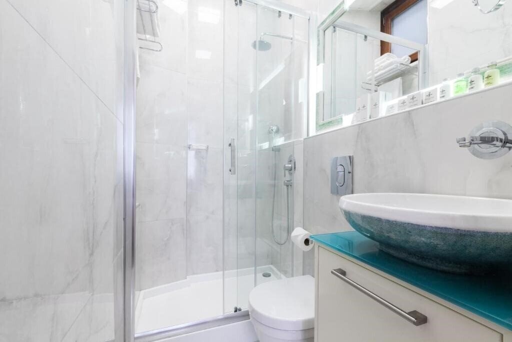 Территория Pera Parma Hotel 4*