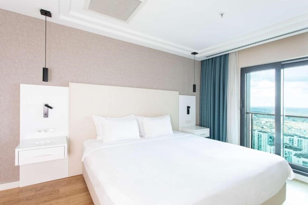 Вид Radisson Residences Avrupa Tem Istanbul 5*