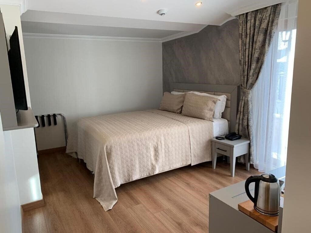 Вид Regency World Suite & Hotel 4*