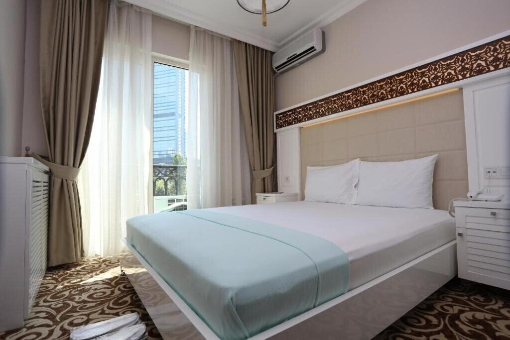 Отель Ksuites Hotel 3*