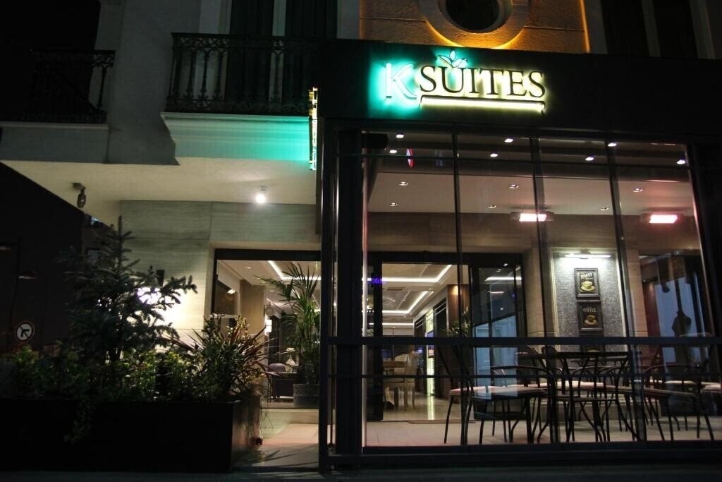Отель Luxury K Suites Hotel 3*