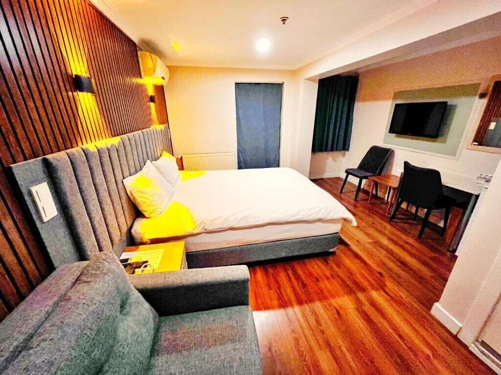 Панорама Naila Hotel 3*