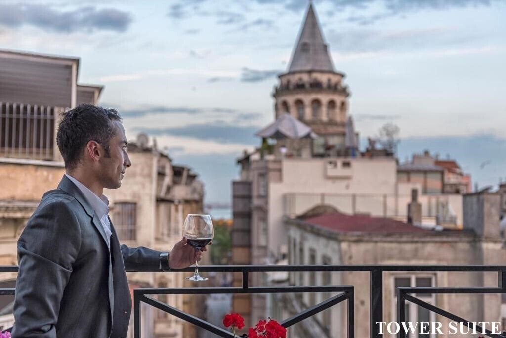 Панорама Louis Appartements Galata (ex. Louis Luxury Suite Appartements, Loius Appartements Hotel ) 4*