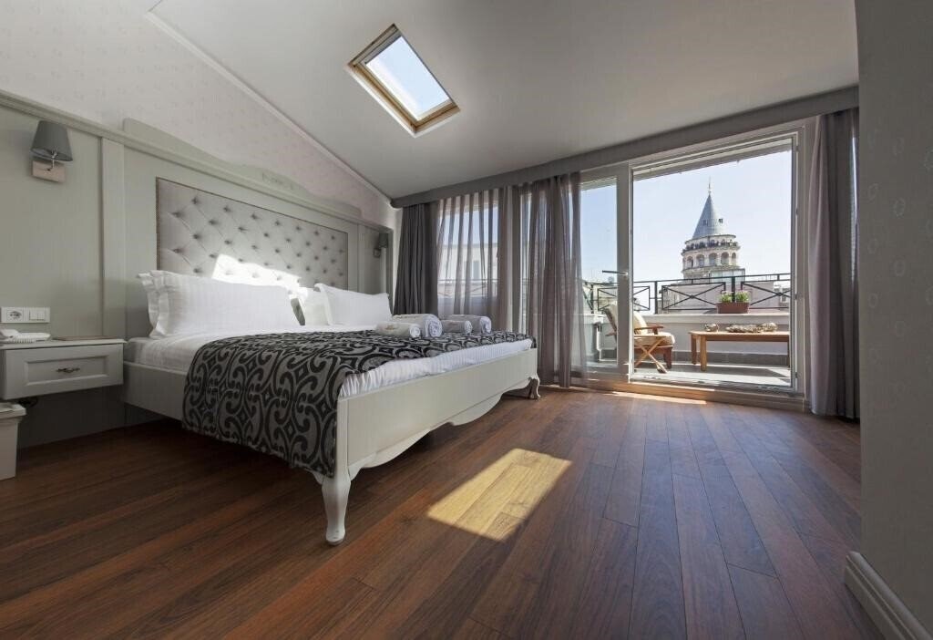 Отель Louis Appartements Galata (ex. Louis Luxury Suite Appartements, Loius Appartements Hotel ) 4*