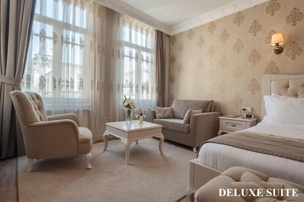 Территория Louis Appartements Galata 4*